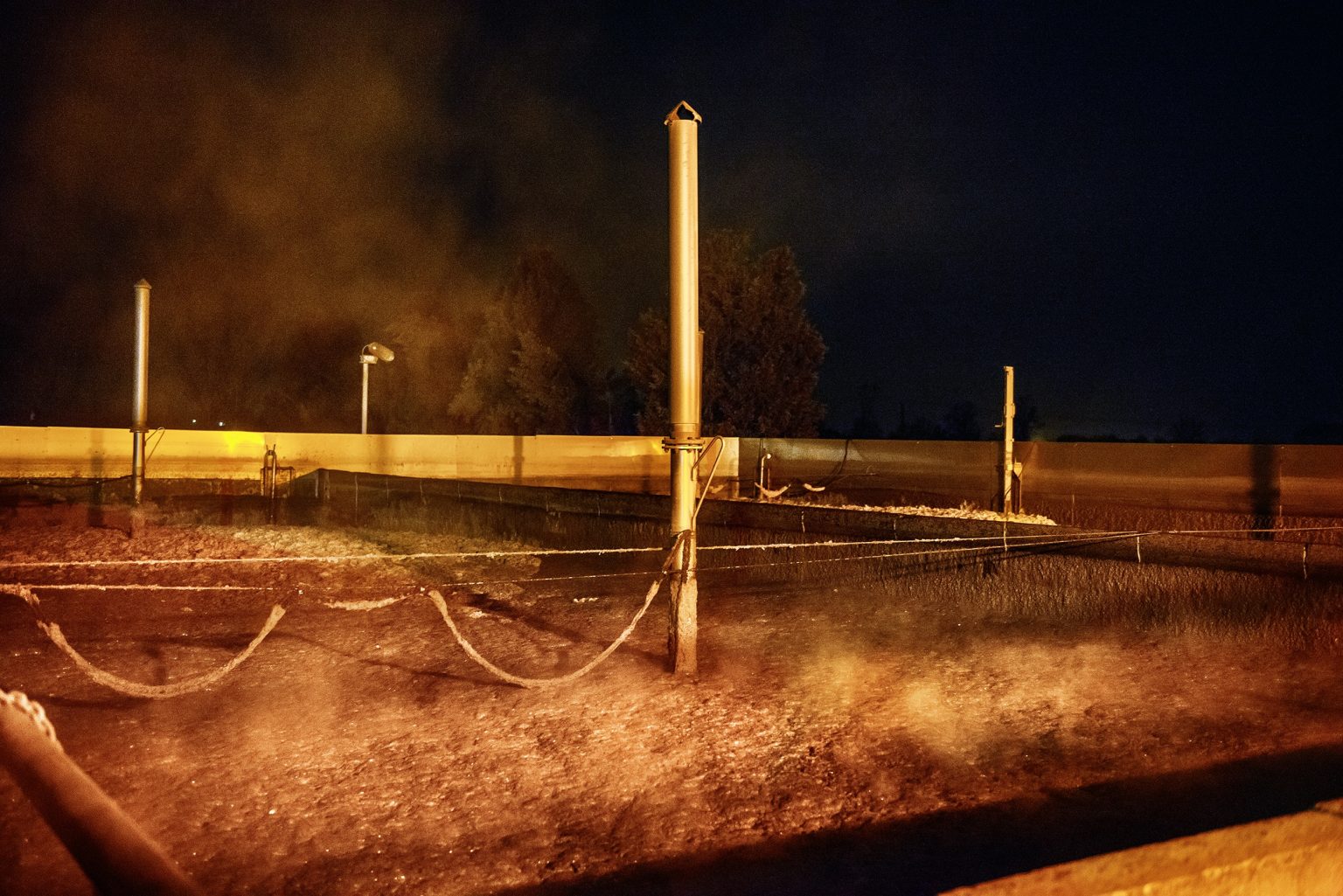 View of a slurry tank of a pig farm. Emilia Romagna. January 2017.

Veduta di una vasca di raccoglimento liquami di un allevamento di maiali. Emilia Romagna. Gennaio 2017.