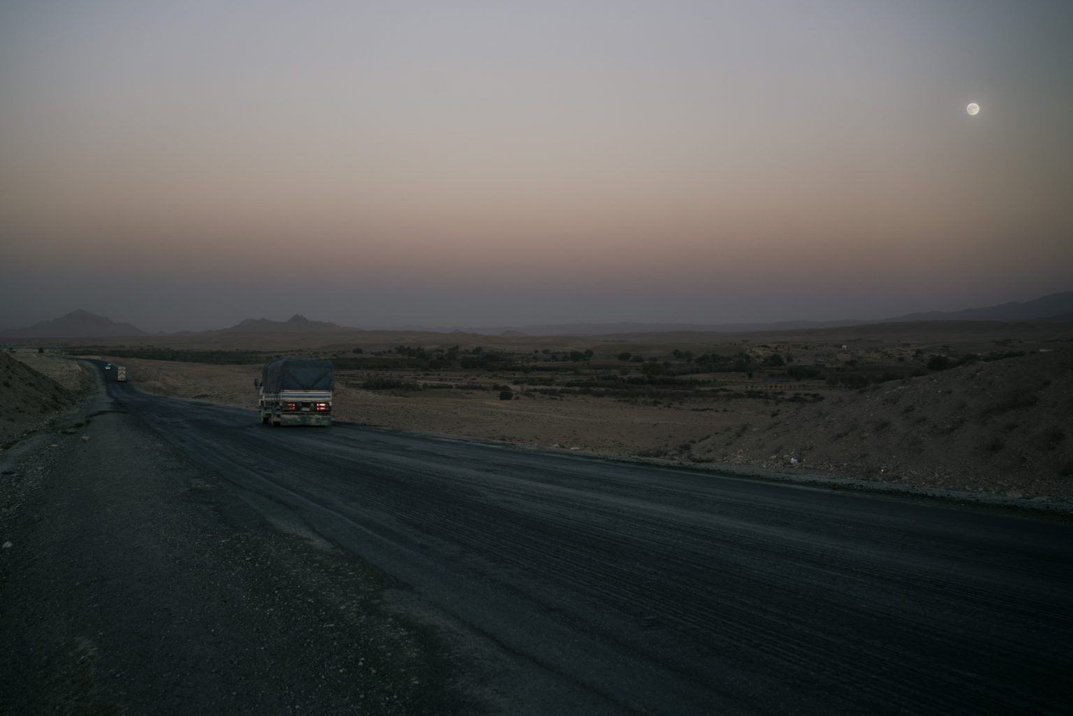 ZABUL, AFGHANISTAN - OCTOBER 18:
In Zabul Province the highway flattens out into desert-like terrain.
(Photo by Lorenzo Tugnoli/ The Washington Post)