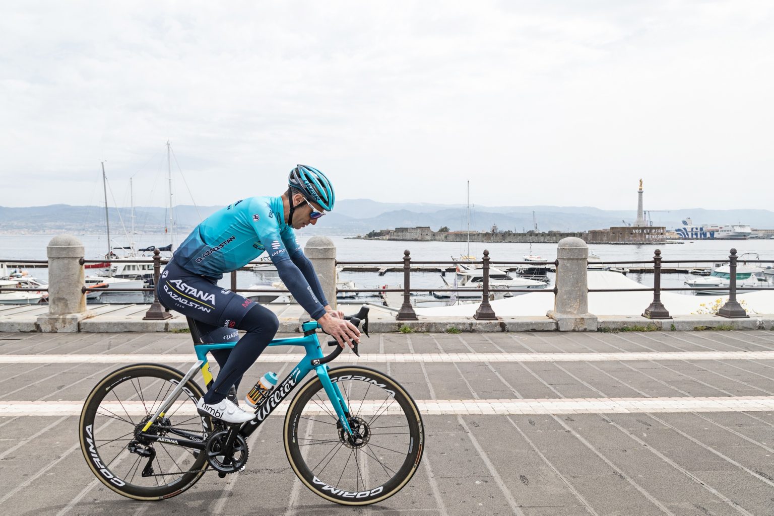 16th April 2022, Messina. Vincenzo Nibali, Italian road cyclist.  16 Aprile 2022 Messina. Vincenzo NIbali, Ciclista su strada italiano.