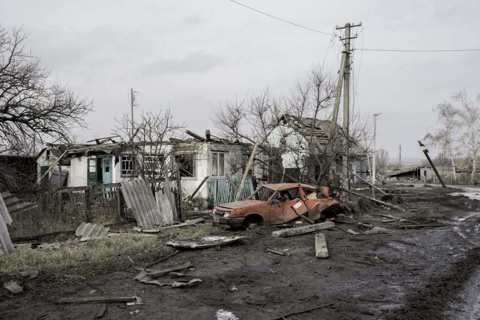 UKRAINE, Torske. January 20, 2023 - A building damaged by shelling in Torske.  ><
UCRAINA, Torske. 20 gennaio 2023 - Un edificio danneggiato dai bombardamenti a Torske.