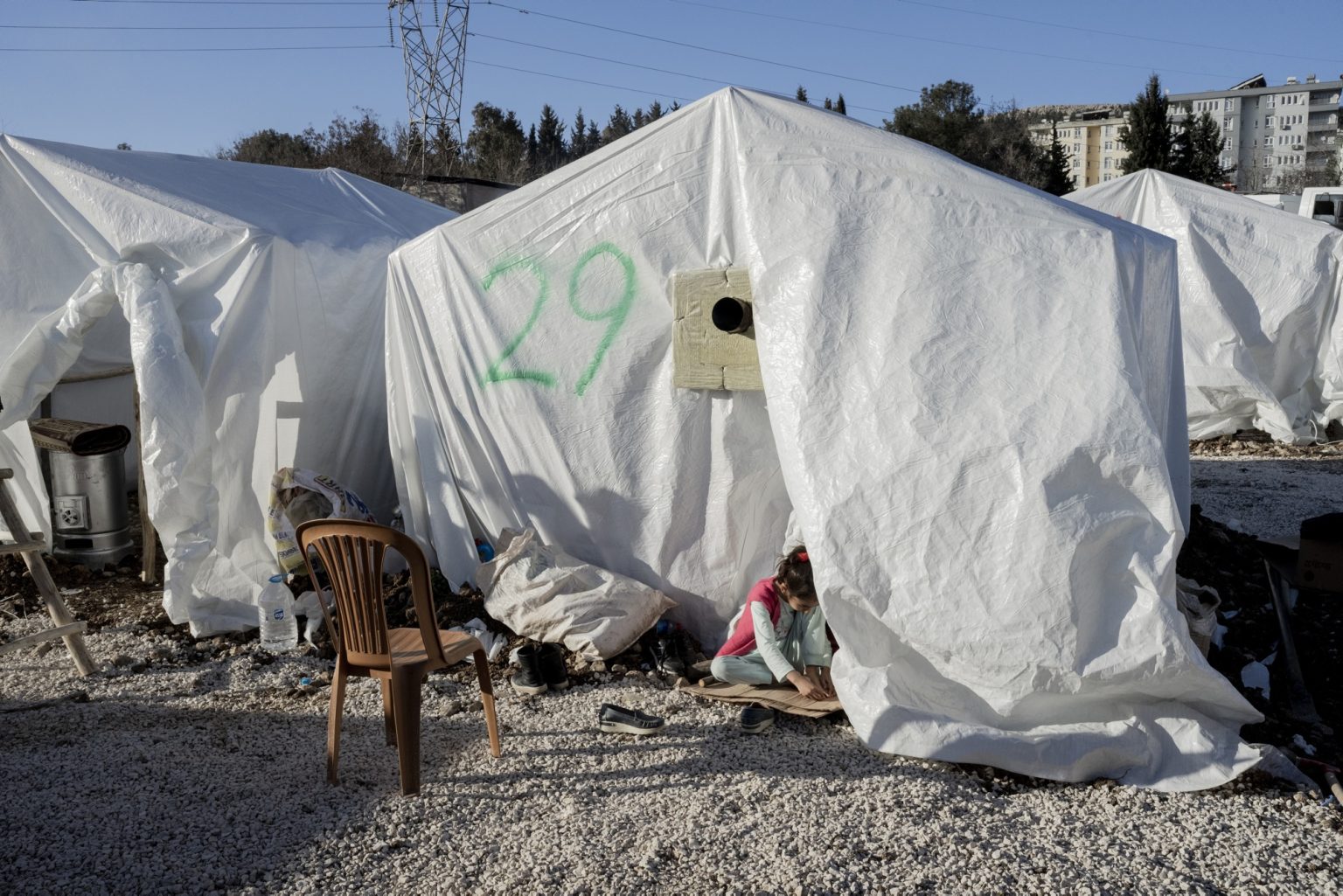 Adiyaman, Turkey, February 2023 - The aftermath of the earthquake that hit southern Turkey and northern Syria.  A tent in an unofficial tent camp not recognized by AFAD, the government's disaster agency, in the city of Adiyaman. ><
Adiyaman, Turchia, febbraio 2023  Le conseguenze del terremoto che ha colpito la Turchia del Sud e la Siria del nord.